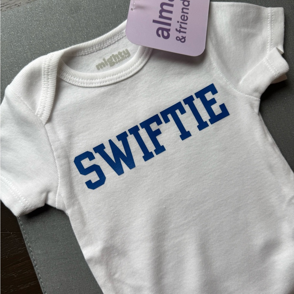 White Baby Onesie with Blue 'SWIFTIE' Print 12 months
